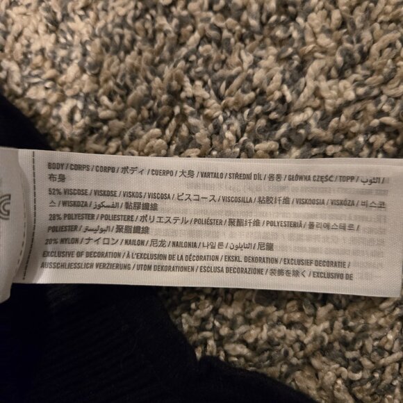 NWOT Abercrombie & Fitch LuxeLoft Wrap Bodysuit Black L - Picture 2 of 6